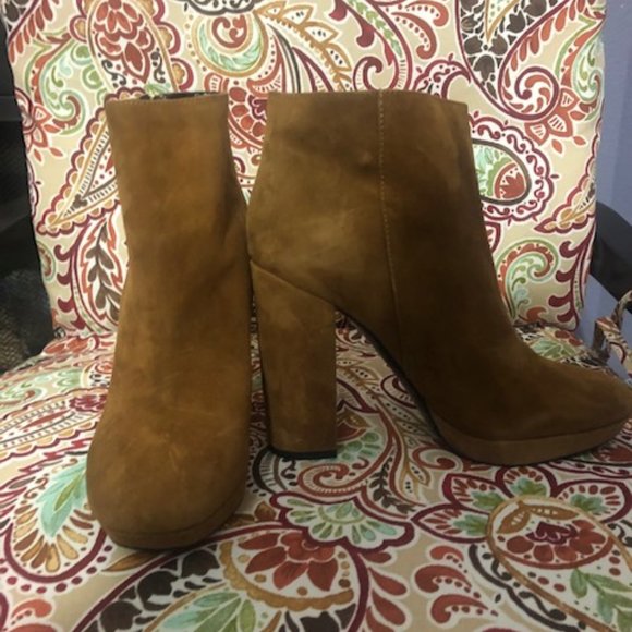 Brand New Aldo Camel Ankle Boots 